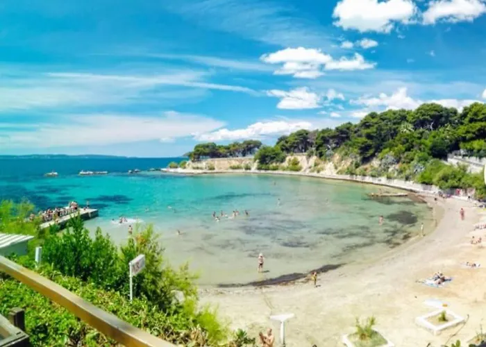 La2 Luxury Apartment Near Bacvice Beach